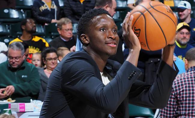 字母哥本人 字母哥本人