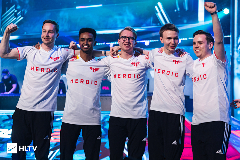 这名年轻的 这名年轻的