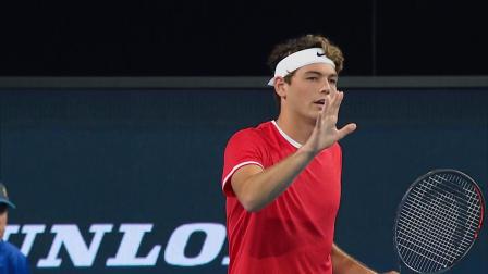 使他成为众 使他成为众