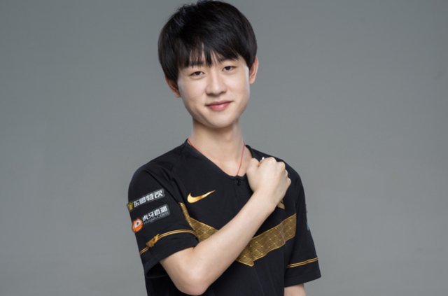 打击无疑是 打击无疑是